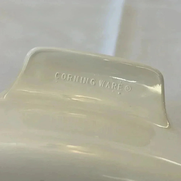 Corningware Peach Floral 1 Liter Casserole A-1-B with Lid P-7-C - Picture 6 of 7